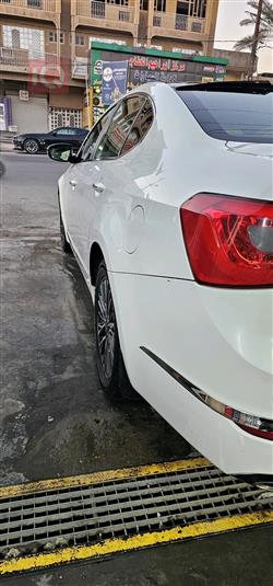 كيا كادينزا